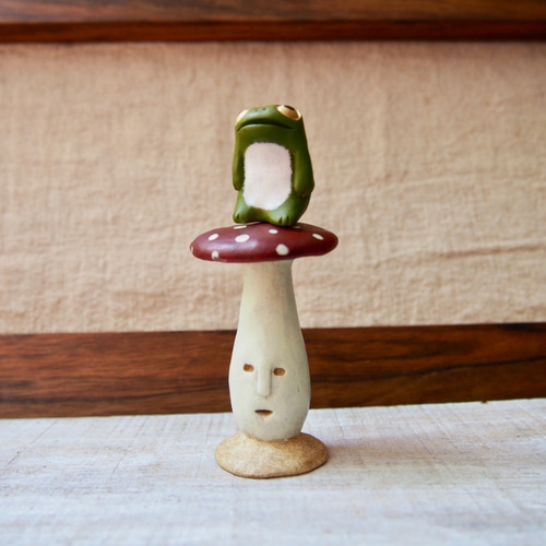 ドクキノコカエルセイジン(毒きのこくんとかえる星人) その他置物 粘土