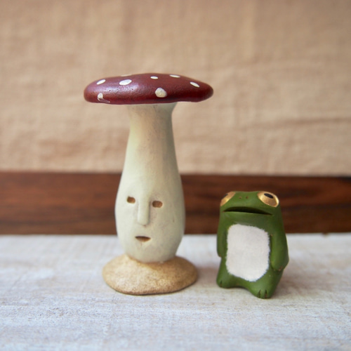 ドクキノコカエルセイジン(毒きのこくんとかえる星人) その他置物 粘土