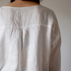 大人可愛い ナチュラル リネン 麻 体型カバー 袖あり ブラウス 長袖 ホワイト 白 春 夏 T102-F-W 6枚目の画像