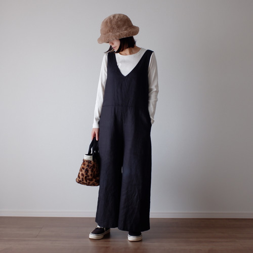 this_】Vあきサロペットパンツ リネン 黒 ブラック this_】Vあきサロペットパンツ リネン 黒 ブラック