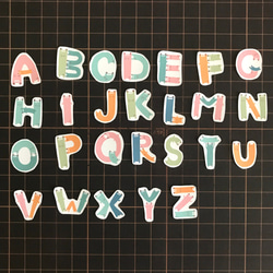 【新作WEEK2020】伸びるがえるのアルファベットのフレークシール 4枚目の画像