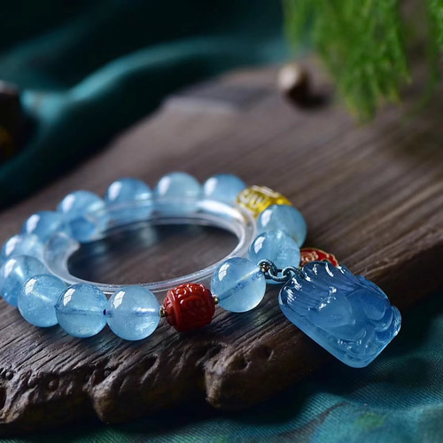 天然無処理 アクアマリン ブレスレット 九尾狐ぶら下げ付き