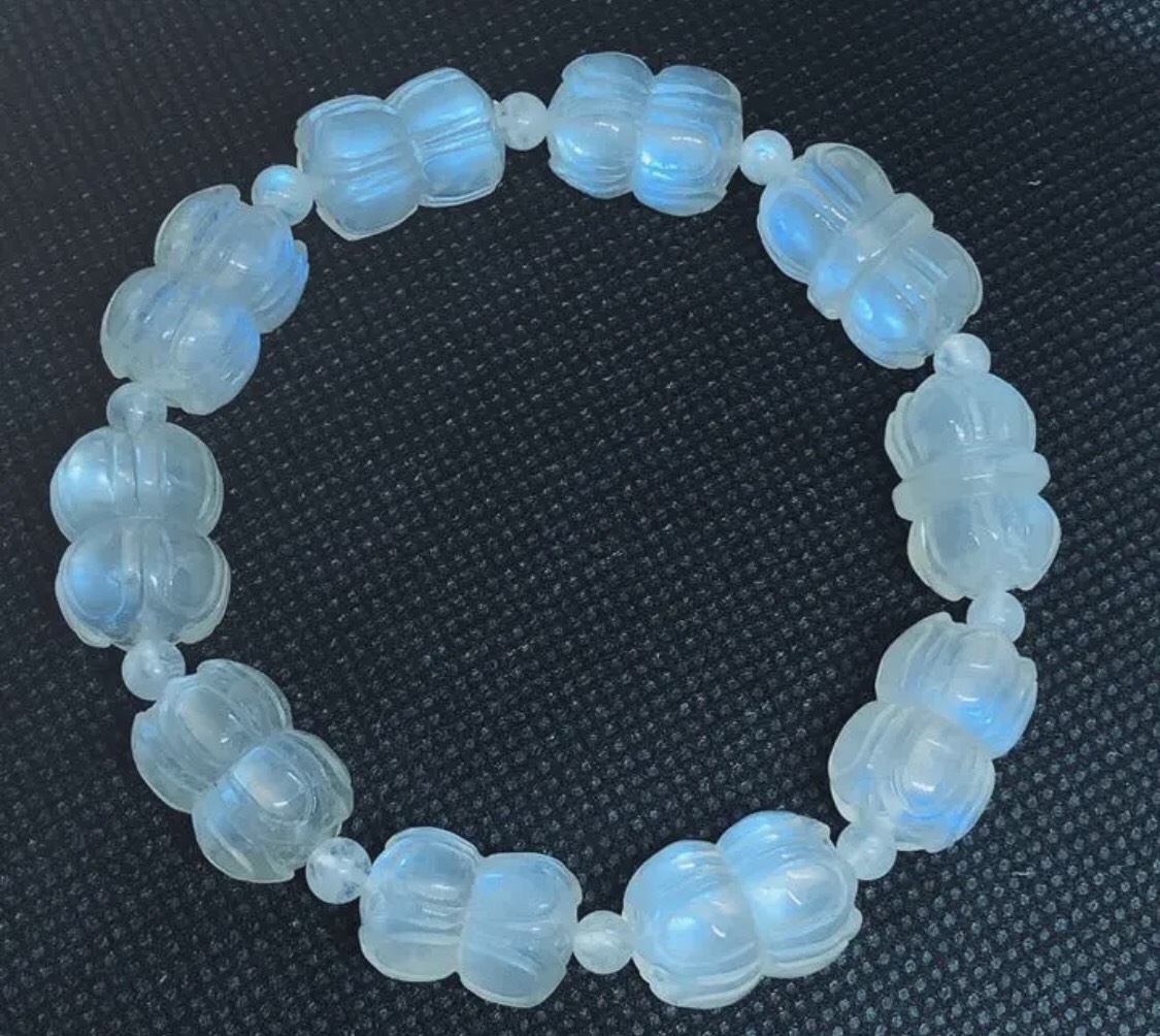 大玉 天然 レインボームーンストーン 蓮花珠 ブレスレット 39,800円