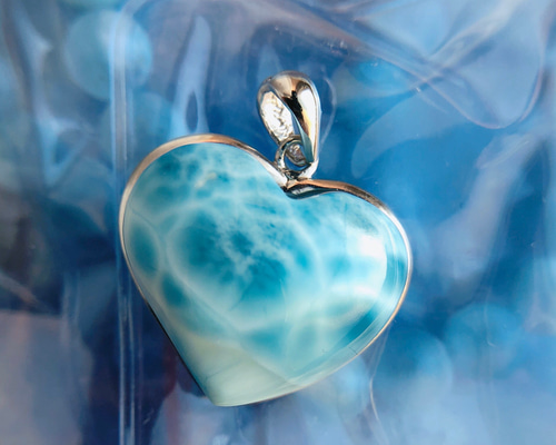 高品質/ラリマー/ペンダント/ハートデザイン 楽天市場】パワーストーン ラリマー ハート型 ペンダントトップ