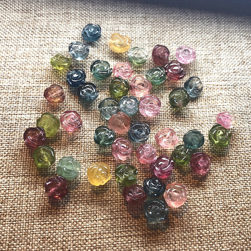 天然 トルマリン 薔薇 45粒 5.3-6.2mm 貫通穴開け済み 