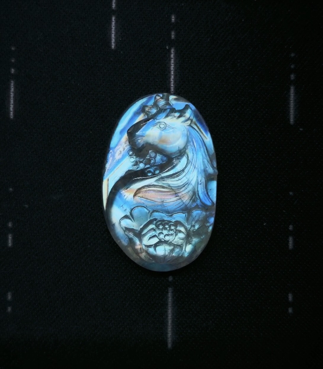 レインボームーンストーン ユニコン ペンダント 22.3mm