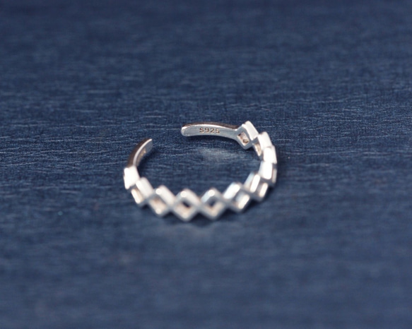 質感超好~菱形純銀素銀女生戒指-食指戒-開口戒-可調式--生日禮物 第2張的照片