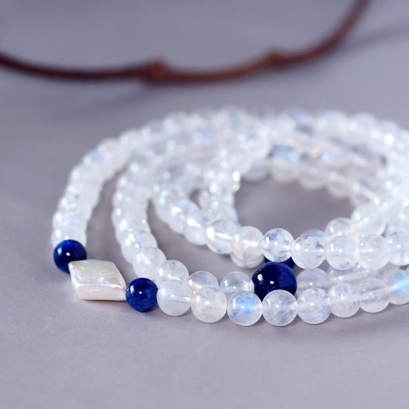 5A藍月光石-藍晶石-108顆念珠佛珠水晶手鍊~Moonston 第1張的照片