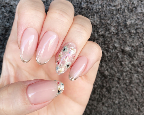 ピンクベージュドライフラワーシンプルネイルチップ/付け爪/ジェル/ No.110】上品 ブライダルネイル 結婚式 オフィス 人気 ドライフラワー