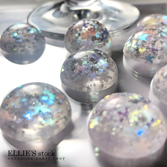 【6個】ぷっくり スノードーム風 雪の結晶 軽量 樹脂 カボション / 20mm [クリア]【CA-AC005cl】 2枚目の画像