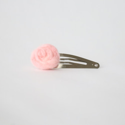 【羊毛フェルト】うずまきバラのパッチンどめピン（ピンク） 2枚目の画像