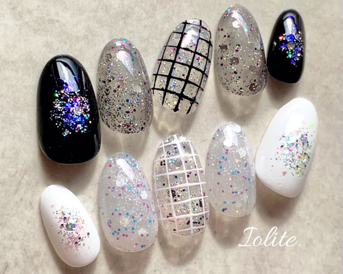 ♡白黒ネイルのガーリーチェック♡ ネイルチップ　ハンドメイド 0_55011b606049134a8d919875b785