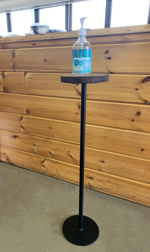 IKplus 除菌用アルコールのボトルやディスペンサーを置いて玄関に設置できる便利な木製スタンド インテリア I-7 8枚目の画像