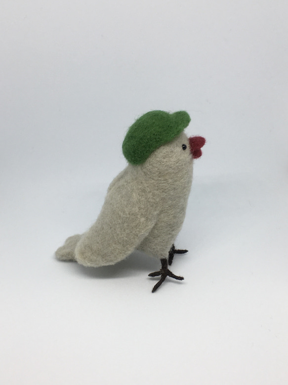 羊毛フェルト　帽子鳥（緑キャップ帽） 2枚目の画像
