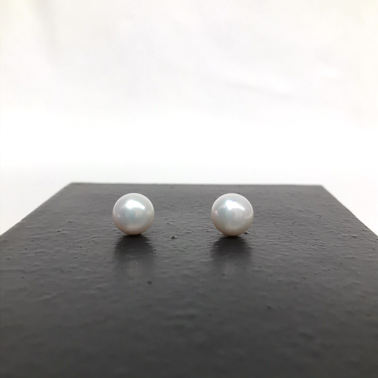 【超希少】11.4mmあこや真珠ペア珠 ピアス/イヤリング