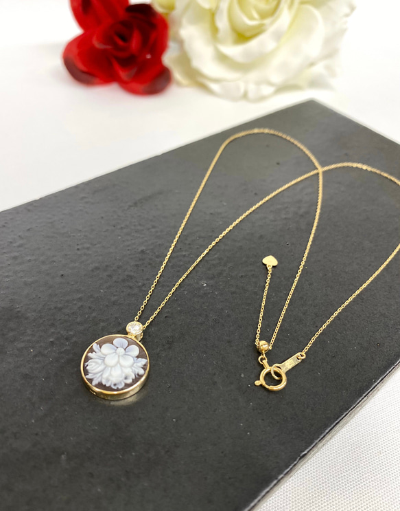 作家品 K18 PT900 シェルカメオ ダイヤモンド付き ペンダント