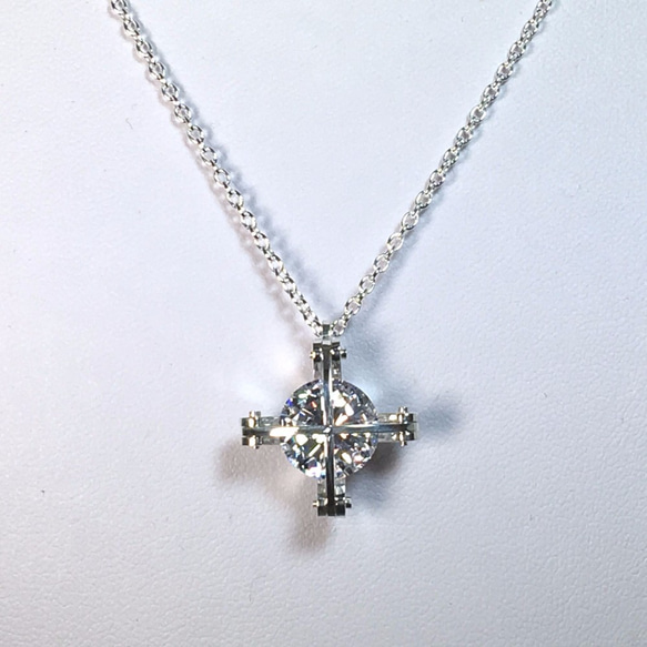 The Cross Division Pendant Silver CubicZirconia 1枚目の画像