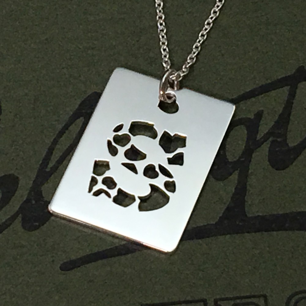 Random Heart Holes Initial Pendant <order prodaction>