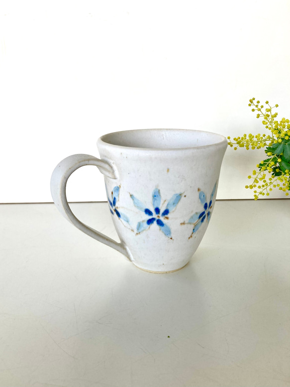 青い花のマグカップ　コーヒーカップ 5枚目の画像