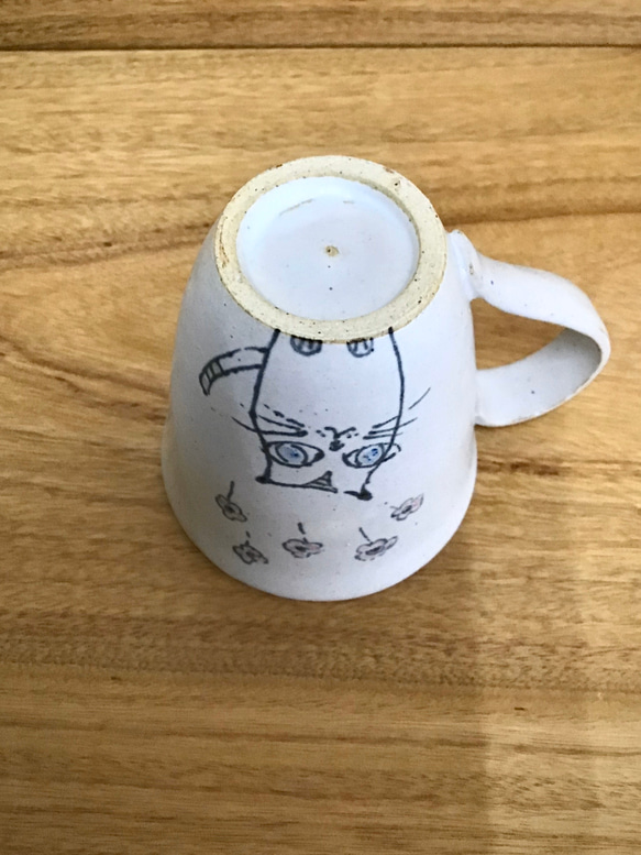 猫　マグカップ　コーヒーカップ〈花と猫〉 5枚目の画像