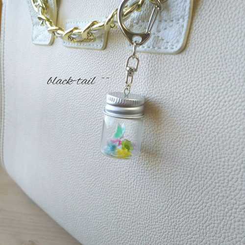 花と蝶のオルゴナイトキーホルダーNo.D-530 オルゴナイト お香立て 桜