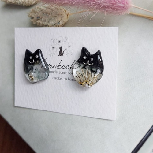 可愛いflower猫ちゃんのカボションイヤリング 可愛いflower猫ちゃんのカボションイヤリング 【公式通販】