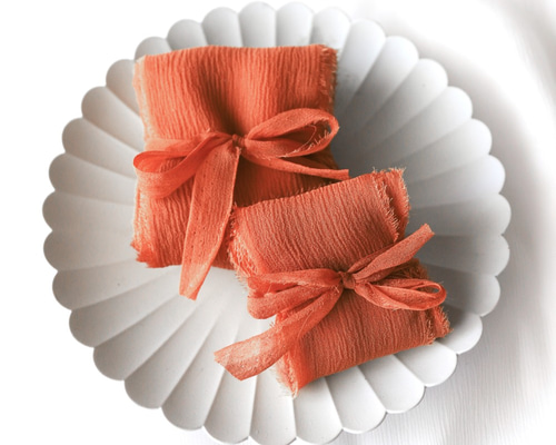 Silk Bow (シルクリボン) Silk Bow (シルクリボン)