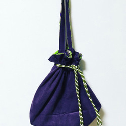 コーデュロイ×アフリカンバティック リバーシブル巾着バッグ（小） 1枚目の画像