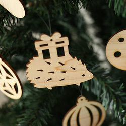 木製クリスマスオーナメント6枚セット（ハリネズミ） 3枚目の画像