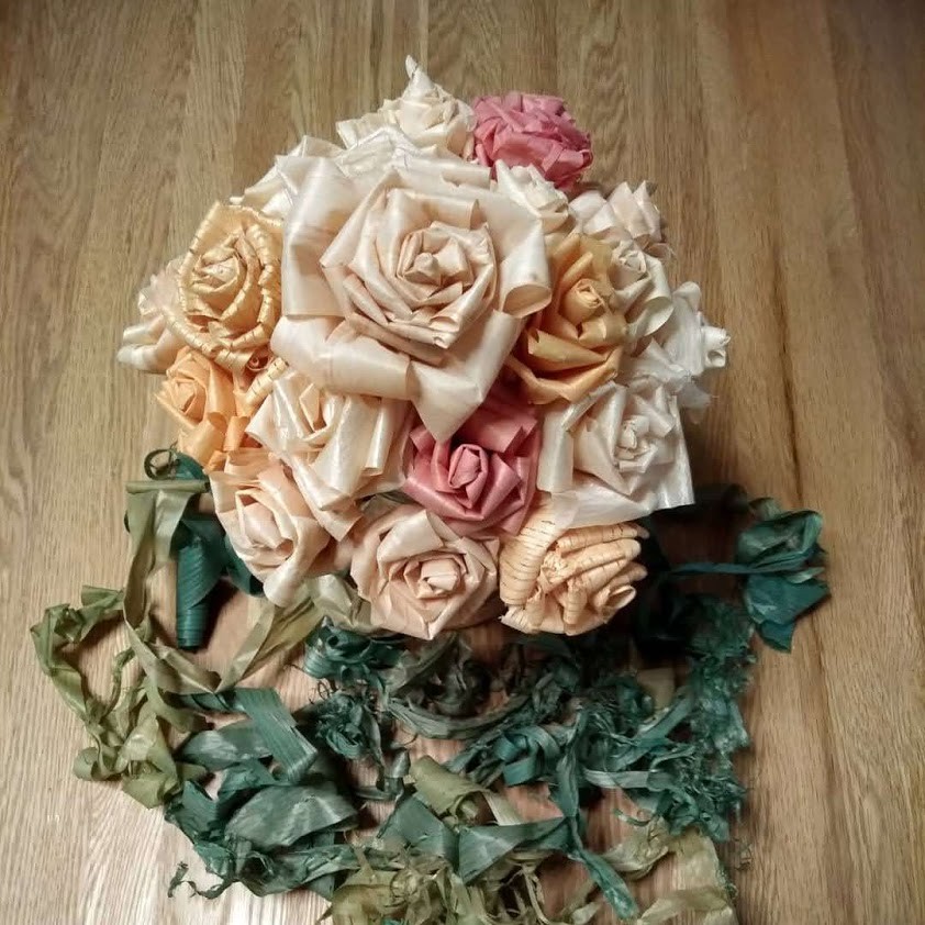 ビスクドール 布花 ビンテージ アートフラワー リース アンティーク バラ 薔薇