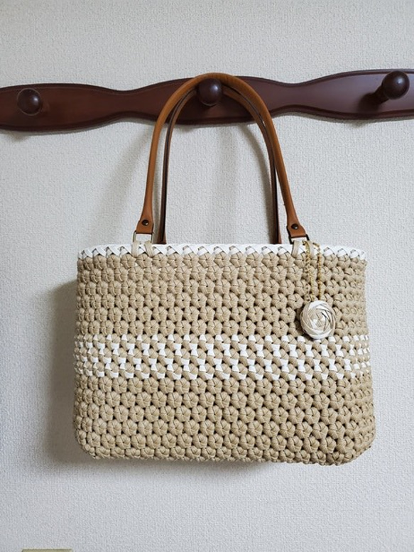 肩掛け出来る・オールシーズン使える花結びバッグ①(白木色・エコ