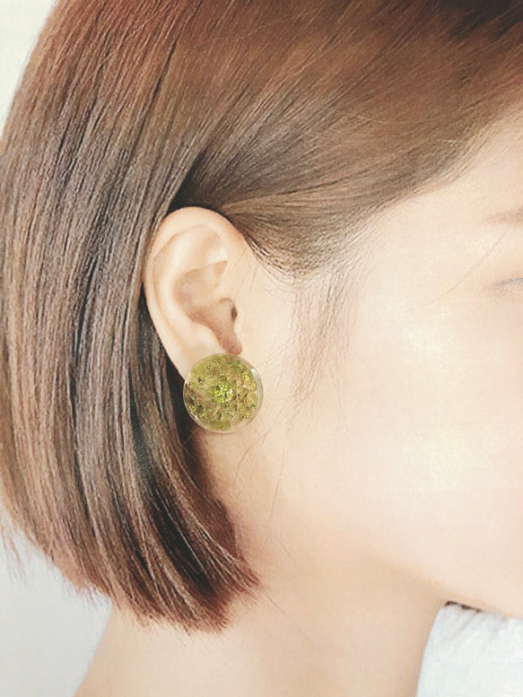【85折】8月 誕生石系列 - 橄欖石 耳夾 / 耳針耳環 第4張的照片