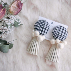 glen check*tassel pierce/earring 1枚目の画像