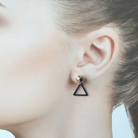 silver ball & black triangle pierce /L'arc 3枚目の画像