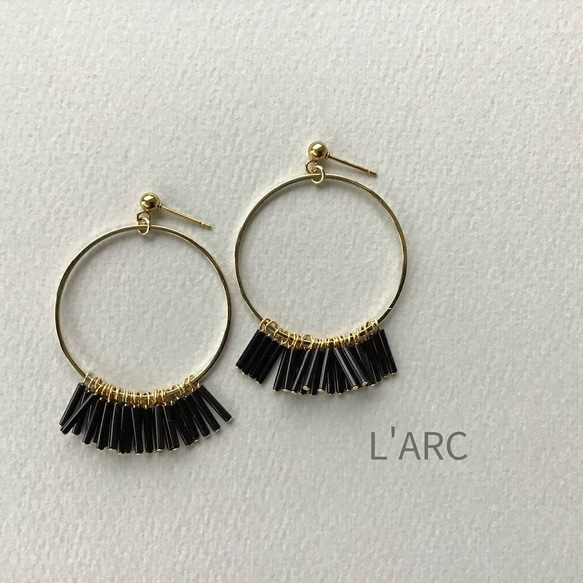 gold hoop & bugle beads pierce / イヤリング対応可L'ARC 1枚目の画像