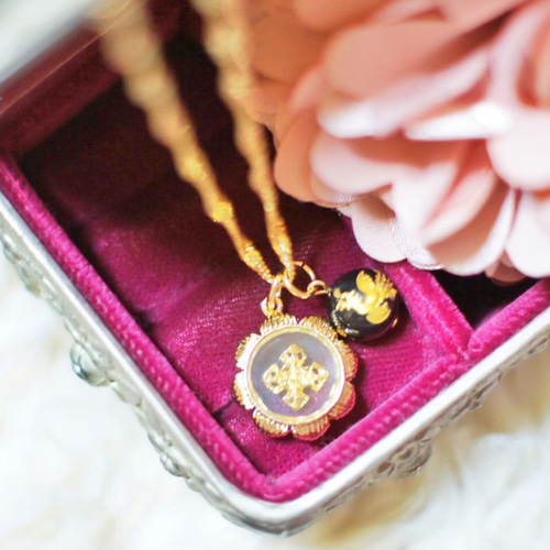 ミニリストアクセサリー(お守り) 再販☆羯磨のお守りと朱雀の彫刻オニキスのお守りネックレス