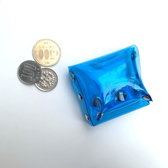 “免運費” 全 11 種顏色 [獨特設計的信使硬幣盒，帶翻蓋作為托盤] 四季透明 PVC 第1張的照片