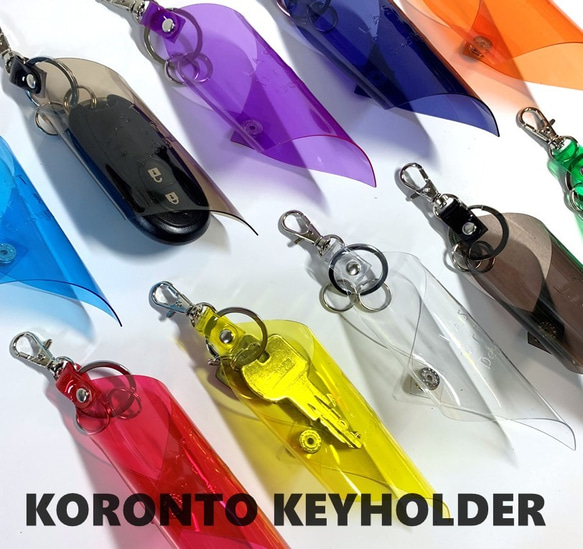 “免運費”全 11 種顏色 [Collon 和捲曲形狀的可愛冒號鑰匙鏈] 四季透明 PVC 第2張的照片