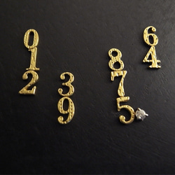 オーダー数字ネックレス／4文字＋石 5枚目の画像