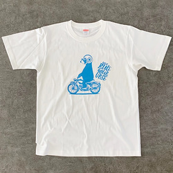 【Mサイズ数量&色限定SALE】新作WEEK2021　くまさんバイクに乗って旅に出る　水色　半袖Tシャツ 1枚目の画像