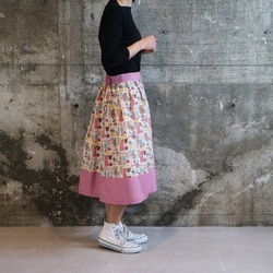 ブティック柄　フレアスカート　カラフル　薄小豆系　ふんわりスカート　ウェストゴム 4枚目の画像