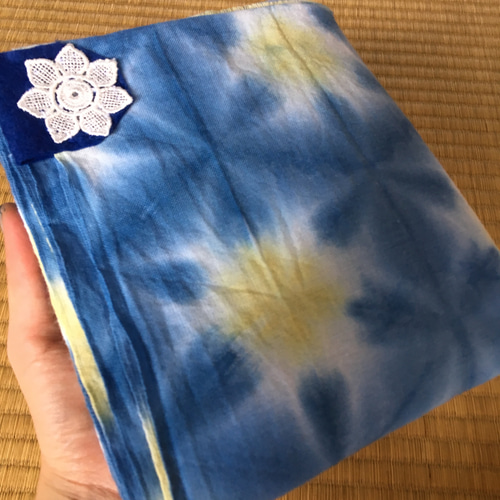オーダー 手染め 藍染 雪花絞り生地 さらしおんぶ抱っこ紐 小花たち②〜【藍染】さらしおんぶ&だっこ紐 雪花 スリング・抱っこ
