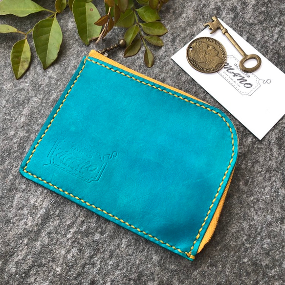 【プレゼントにも最適・小さな財布】晴れ色ブルー ファスナー式財布 マグネット付き 1枚目の画像