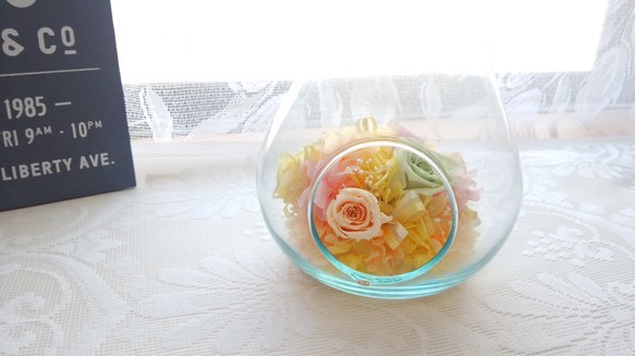 ガラスの洋ナシアレンジ  プリザーブドフラワー【母の日】 2枚目の画像