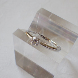 普段使い出来る婚約指輪 Pt900 6本爪ダイヤリング 約0．1ct