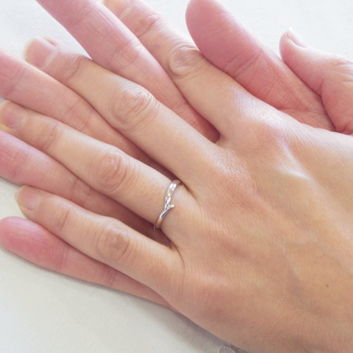 結婚指輪セット Pt900 V字隠れハートリング 指輪・リング