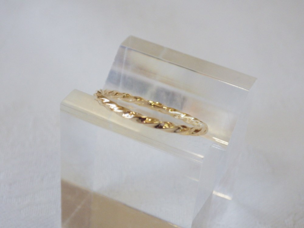 K18YG　スクリューリング