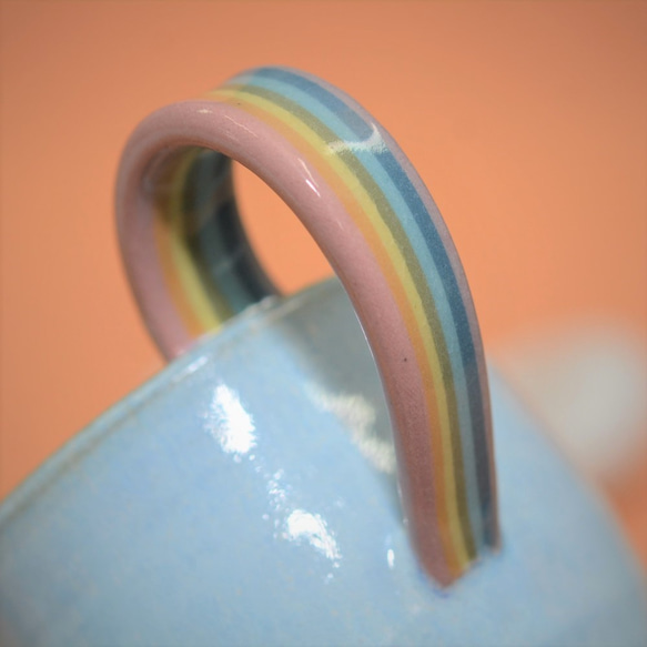 虹の取手のコーヒーカップ＆雲のソーサー 4枚目の画像