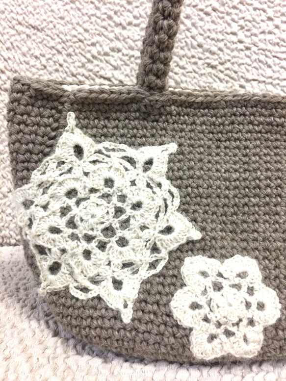 手編みのモチーフバッグ 2枚目の画像