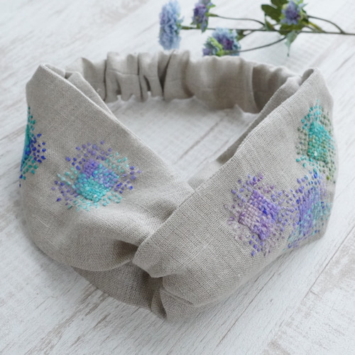 ダーニング刺繍ヘアターバン✳︎紫陽花 ヘアバンド・ターバン 糸
